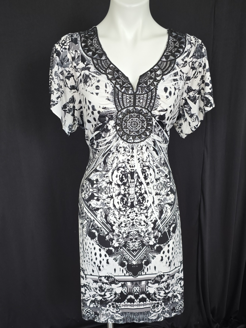 Apt. 9 Black and White Floral Print Dress